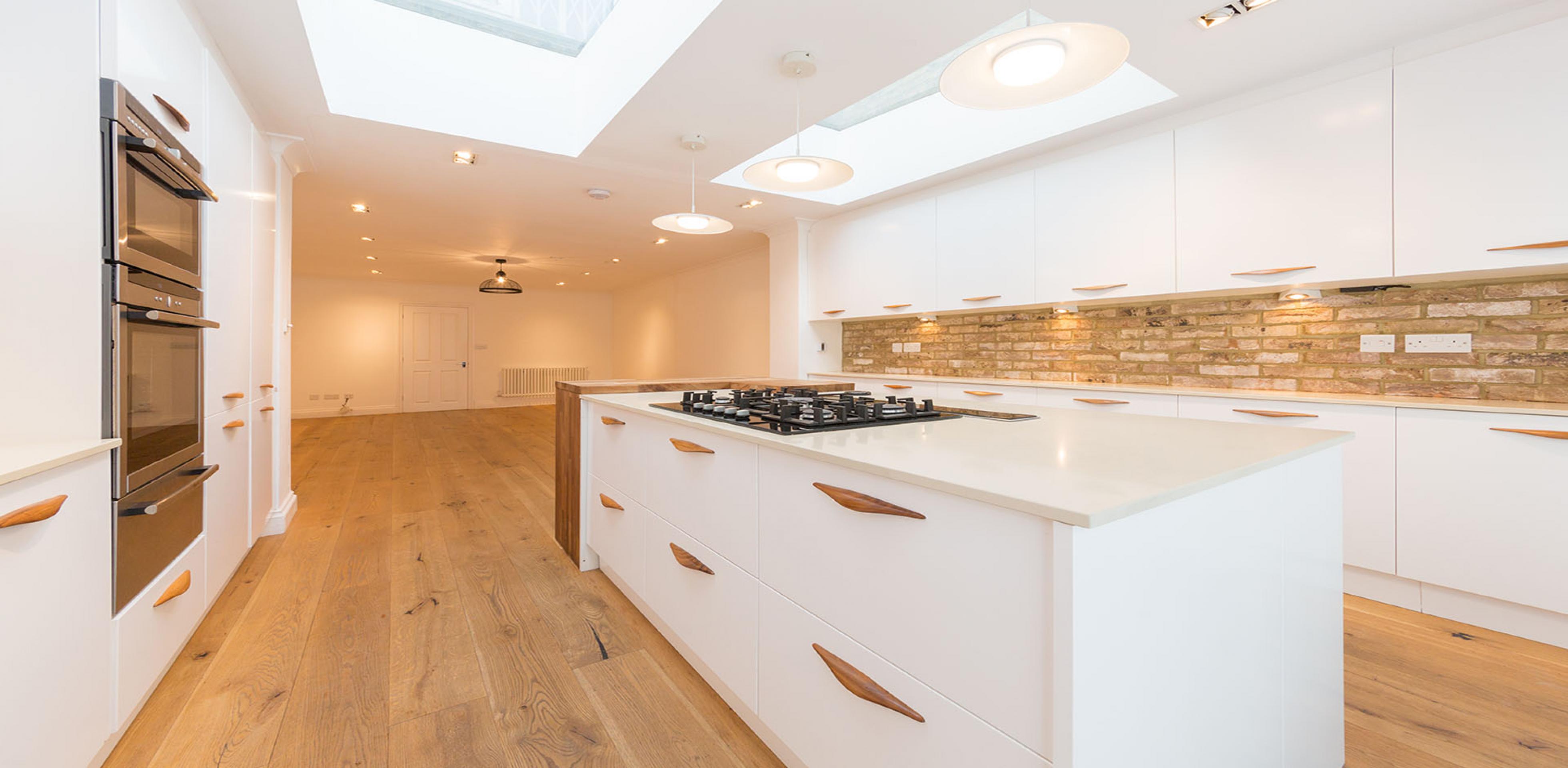 Modern Family Home Chatsworth rd, Brondesbury NW2